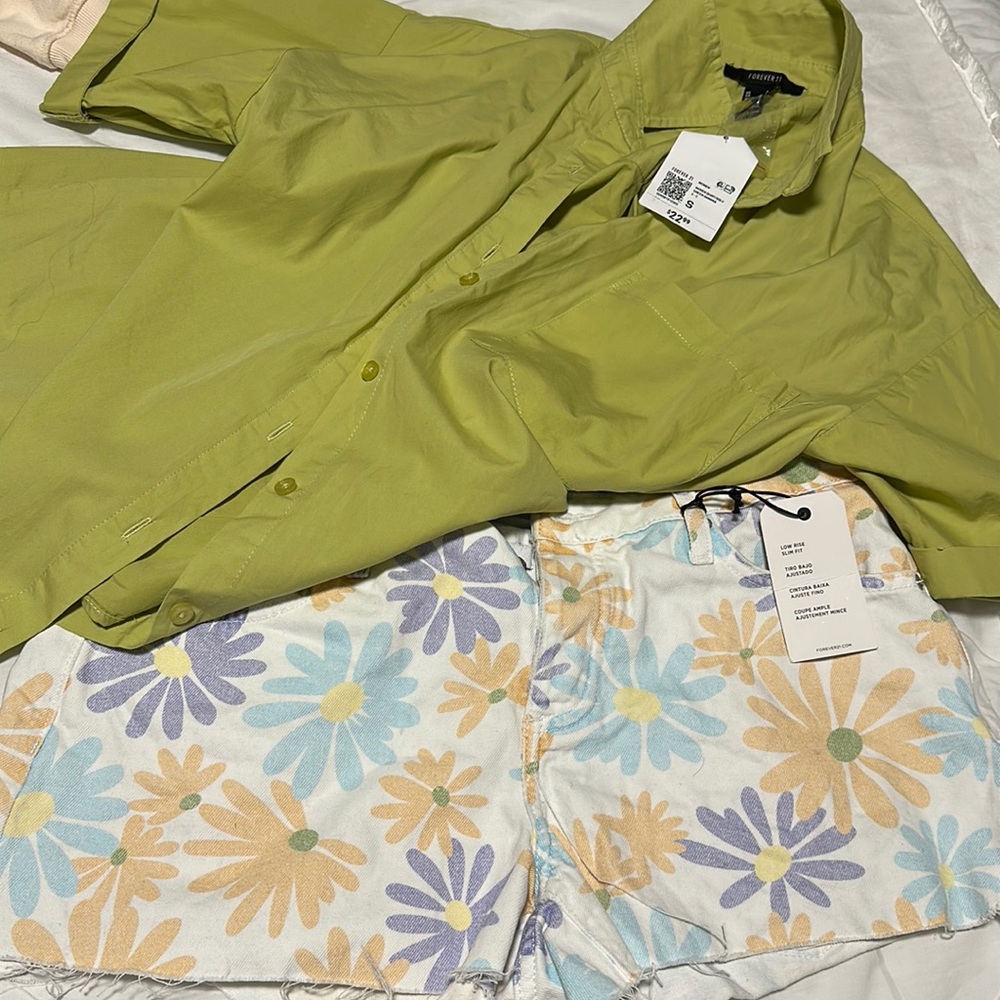 Shirt and shorts bundle deal both items brand new